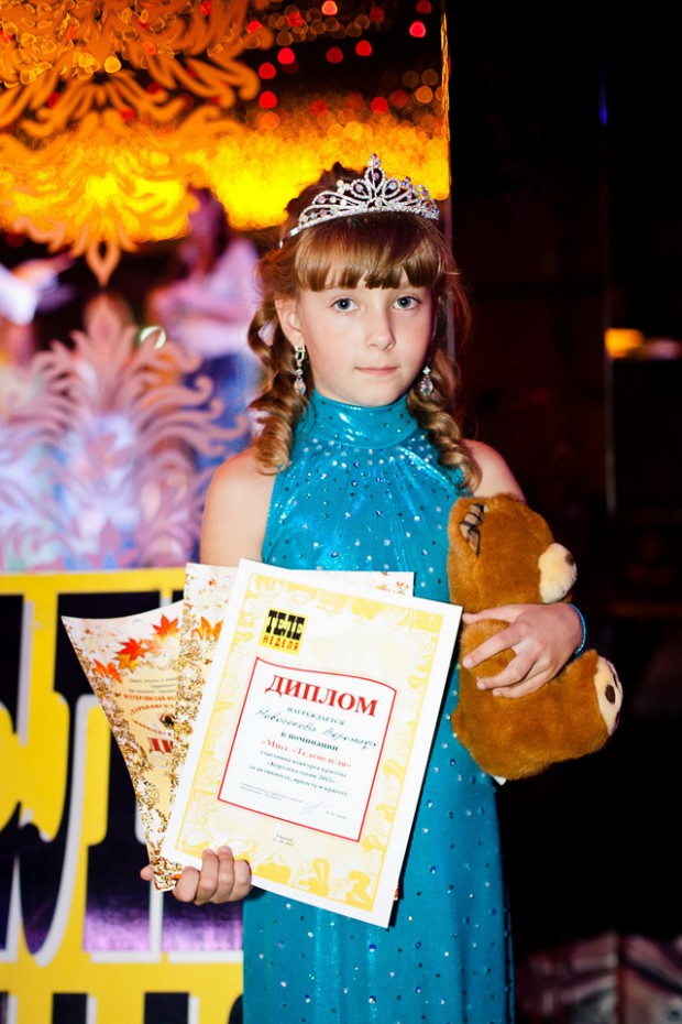 Новоселова Вероника Королева осени 2012 в младшей номинации Мисс Теленеделя